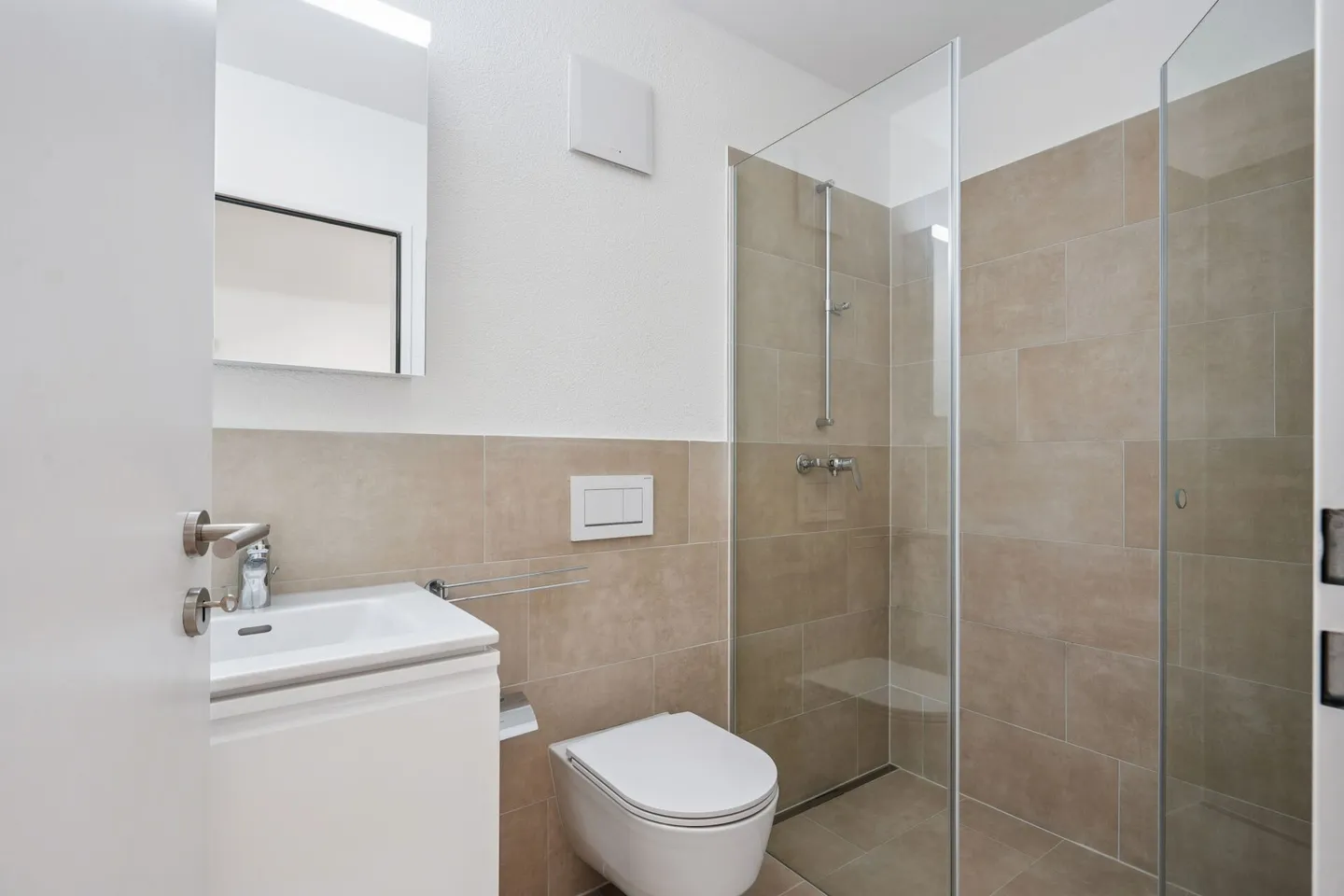 Modernes 3.5-Zimmer Apartment in Zürich - Foto 7 von 11