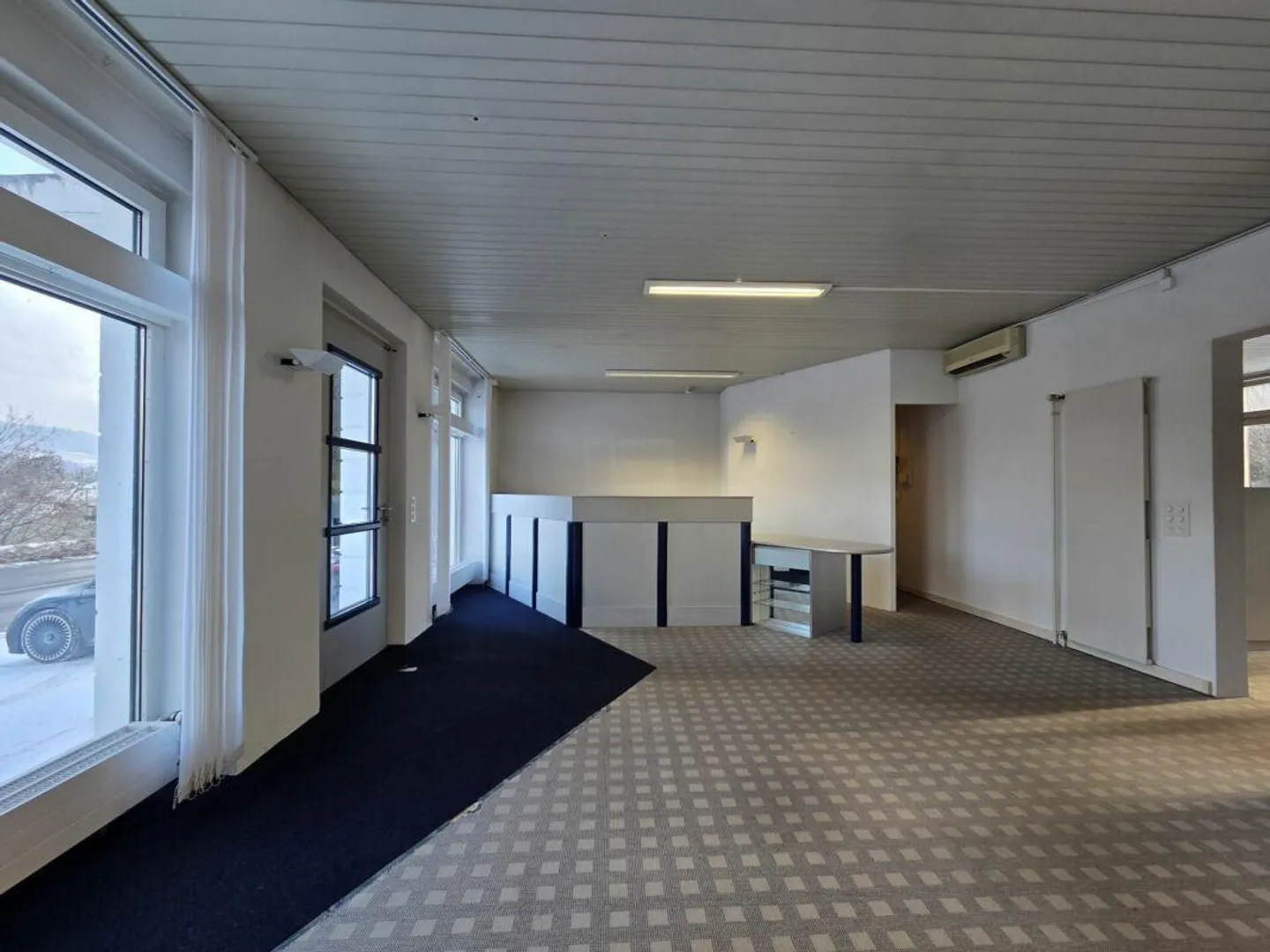 Vielseitiges Büro- und Gewerbeobjekt mit bester Sichtbarkeit an zentraler Lage - Foto 4 von 6