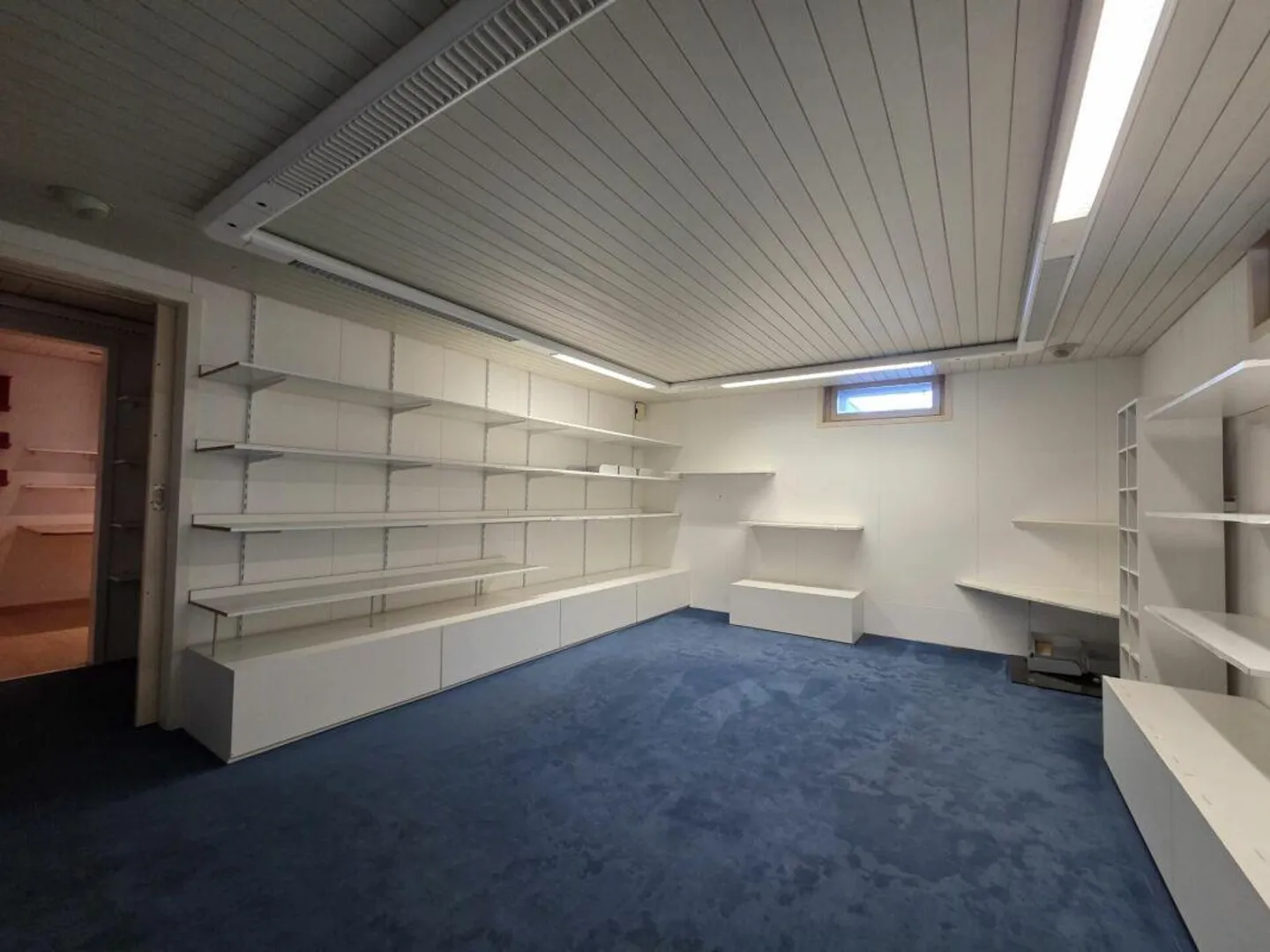 Vielseitiges Büro- und Gewerbeobjekt mit bester Sichtbarkeit an zentraler Lage - Foto 6 von 6