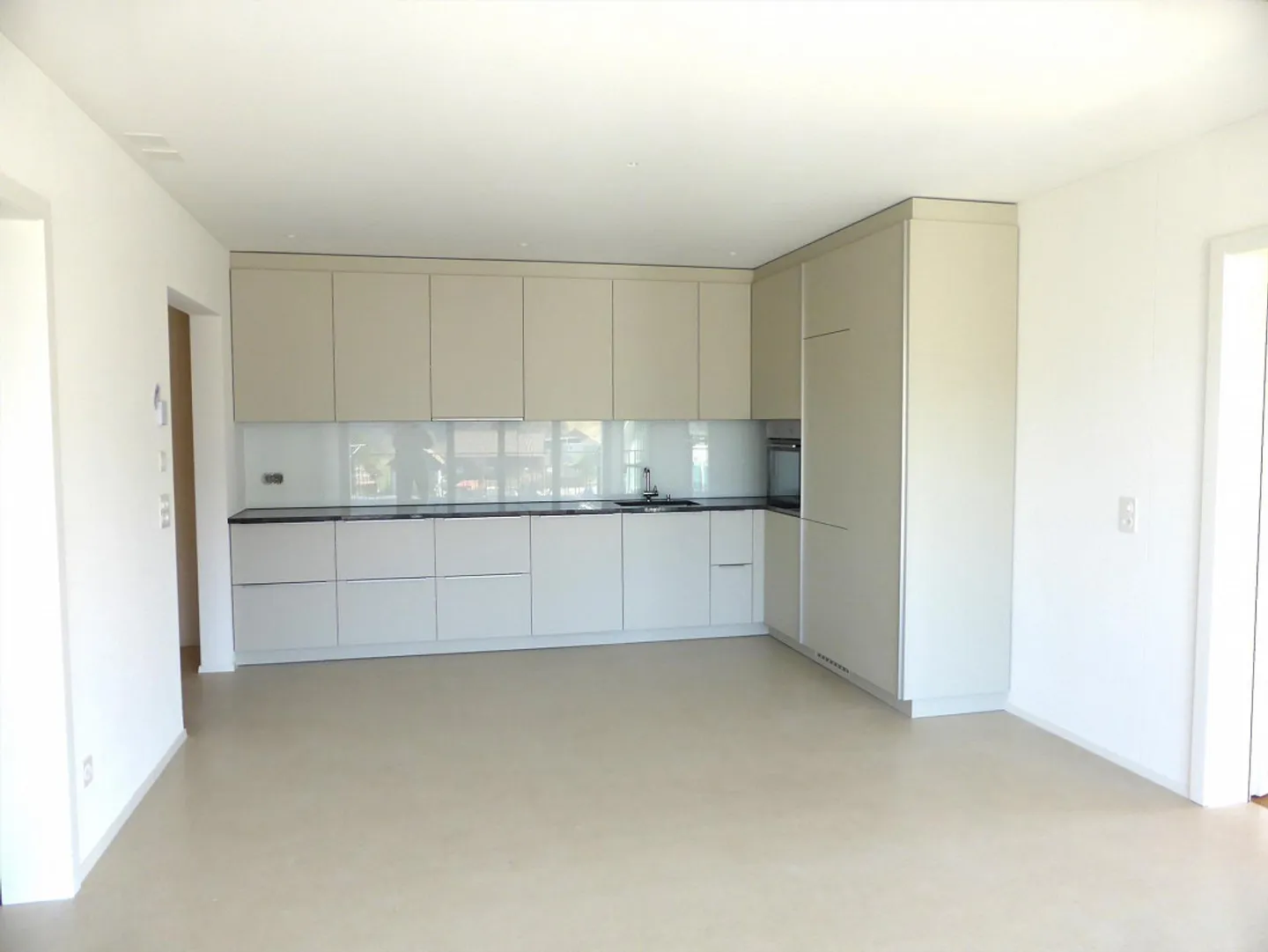 Gepflegte 3.5-Zimmerwohnung im Zentrum von Nesslau - Photo 2 sur 12