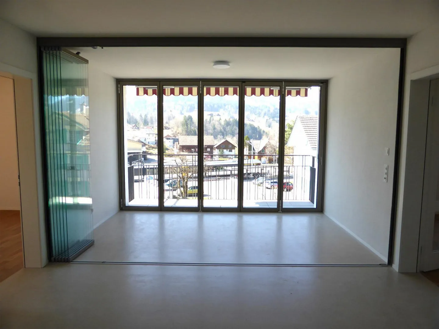 Gepflegte 3.5-Zimmerwohnung im Zentrum von Nesslau - Photo 8 sur 12