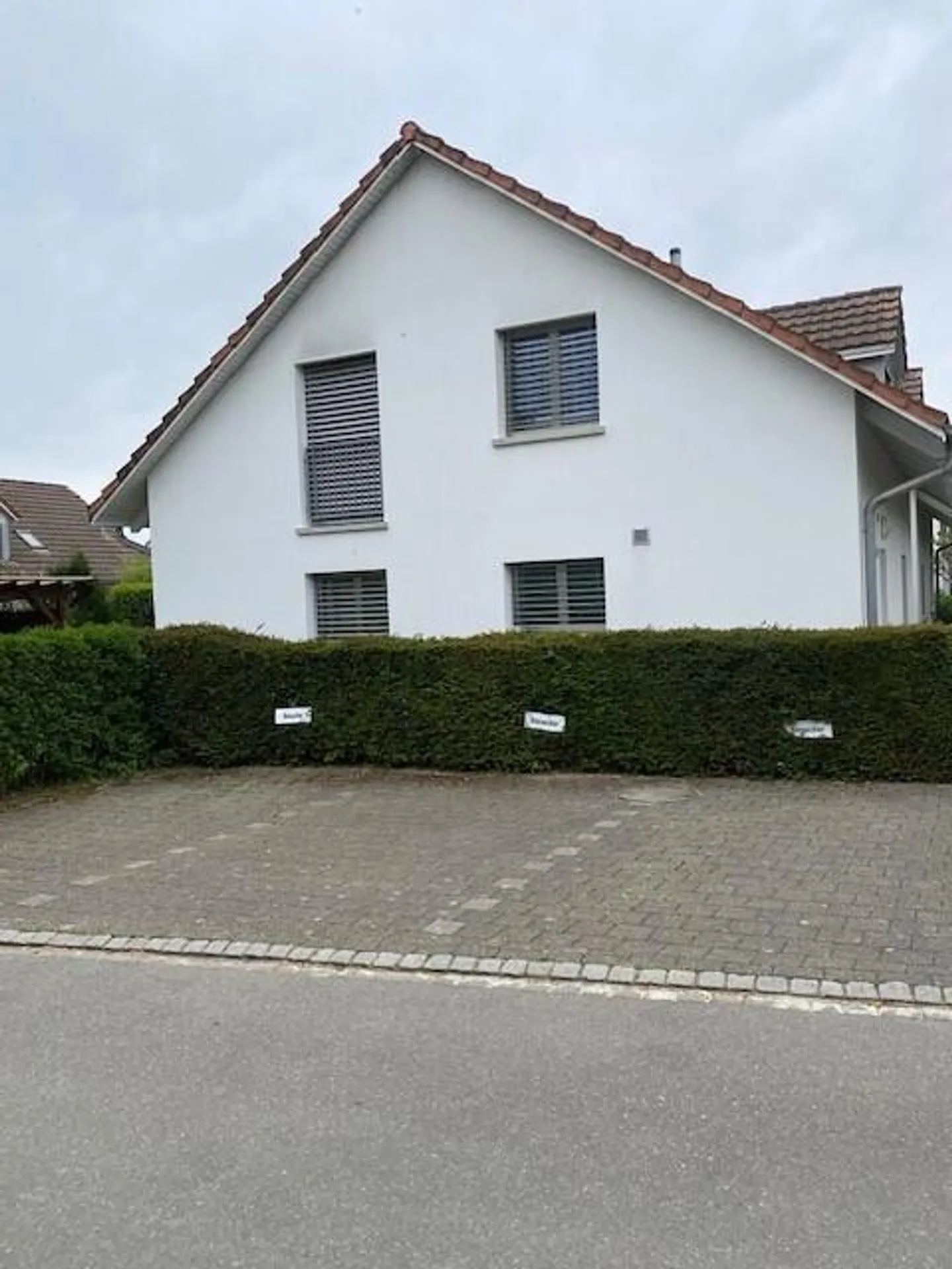 Casa unifamiliare in un quartiere adatto alle famiglie - Foto 1 di 7