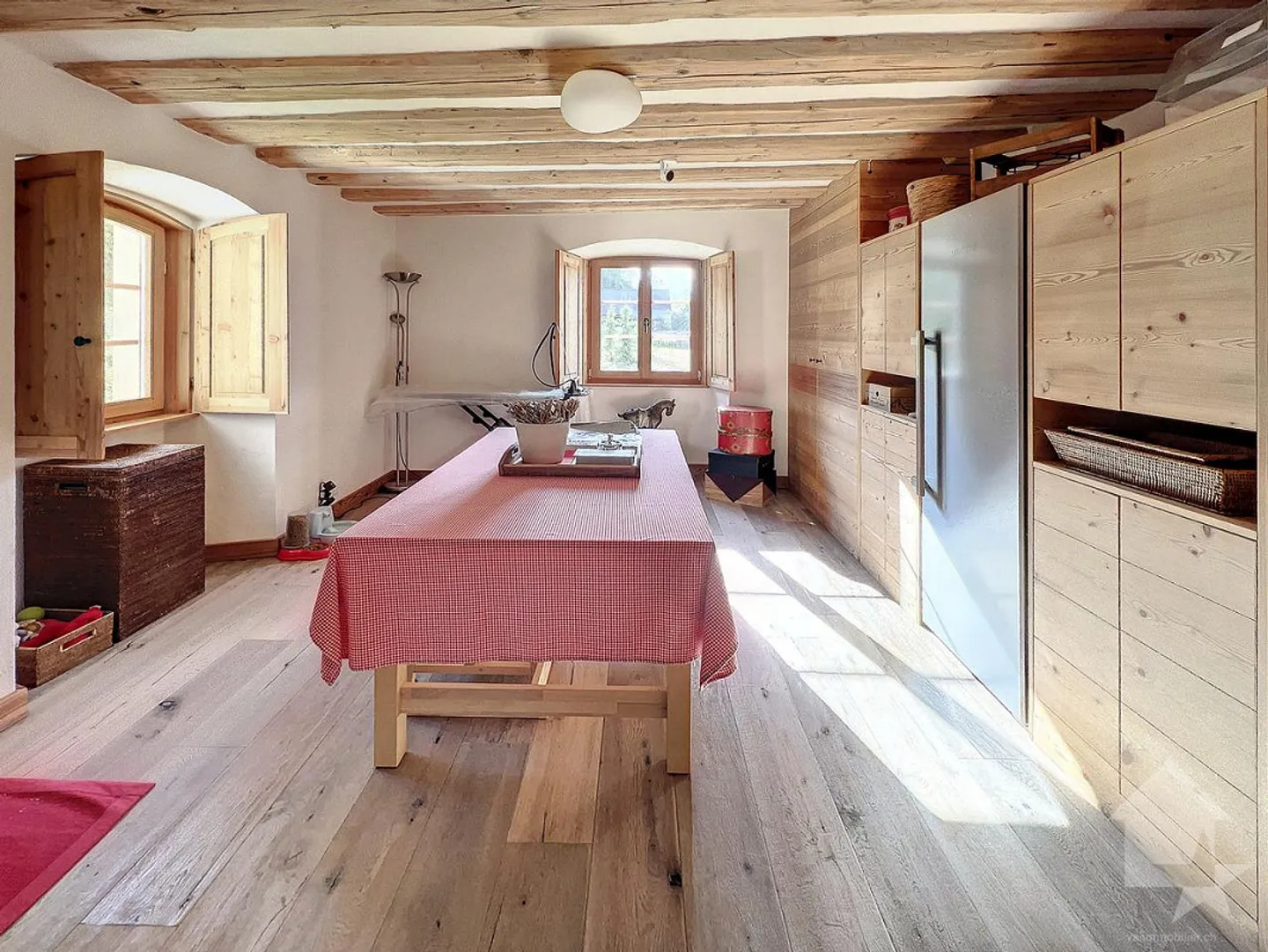 Exceptional and exclusive estate fully renovated - Photo 9 of 22