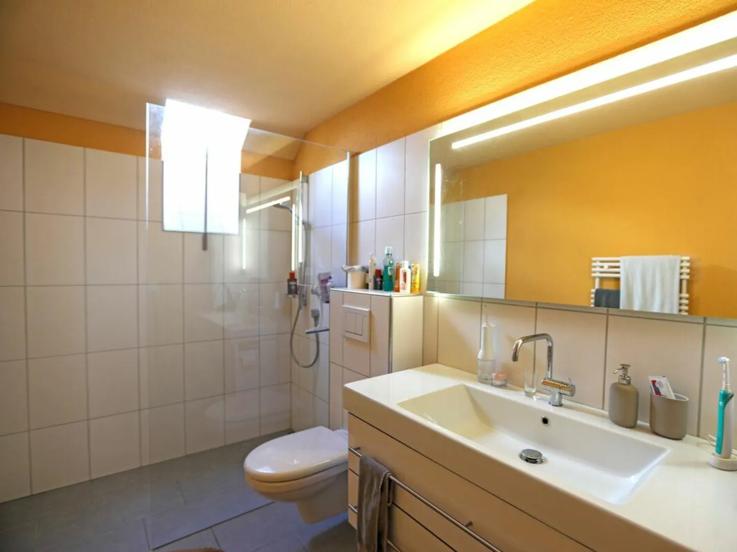 Dachwohnung mit zentraler Lage in Weinfelden - Foto 10 von 11