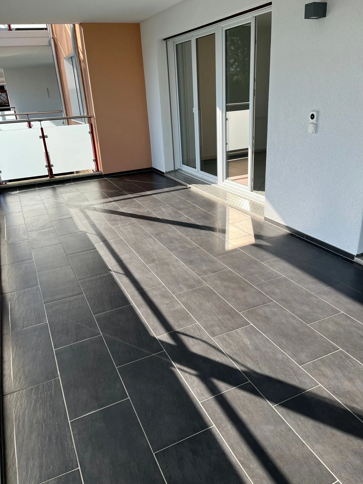 Helle 3.5-Zimmer-Wohnung mit Terrasse - Foto 5 von 9