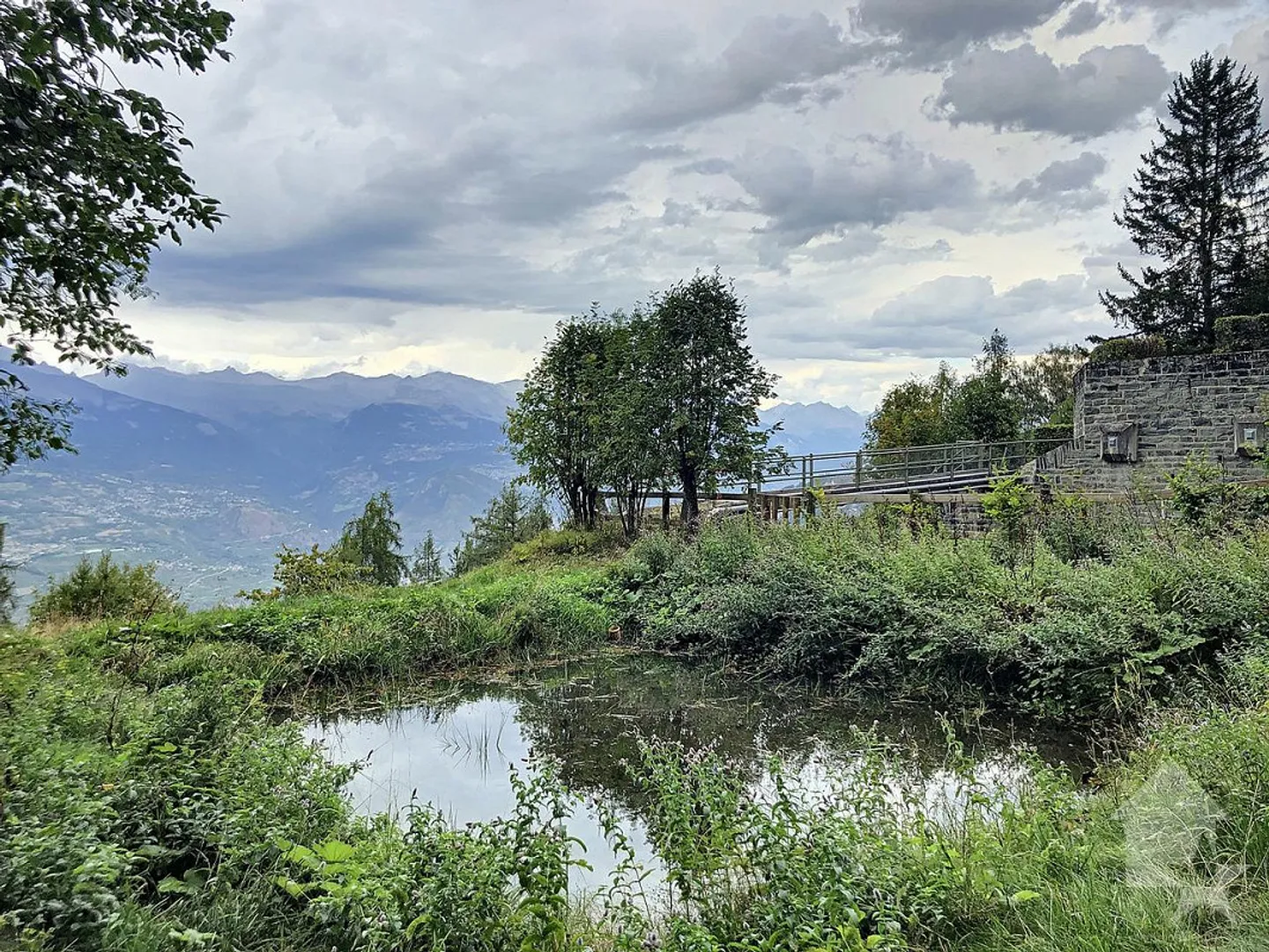 Exceptional and exclusive estate fully renovated - Photo 19 of 22