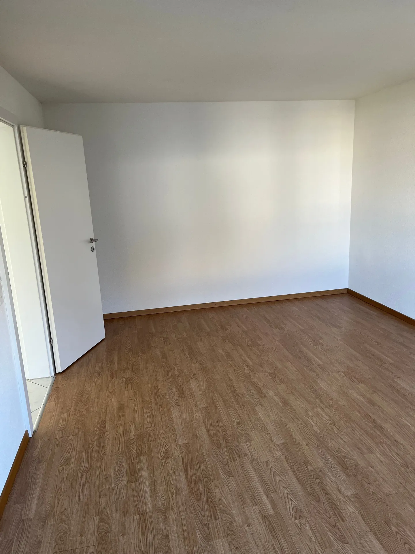 Helle 3.5-Zimmer-Wohnung mit Terrasse - Foto 7 von 9