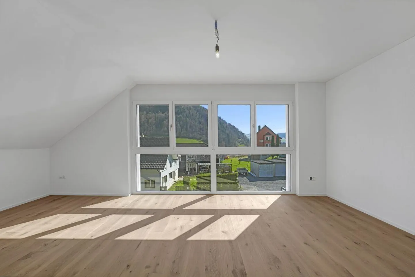 Modern semi-detached house in the green with Säntis view - ready to move in - Photo 12 of 25
