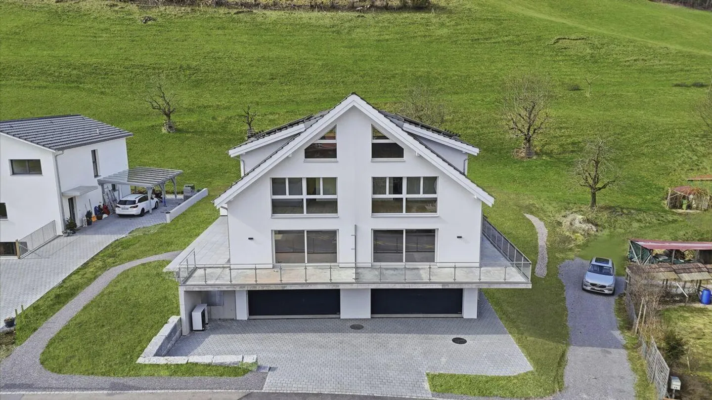 Modern semi-detached house in the green with Säntis view - ready to move in - Photo 6 of 25