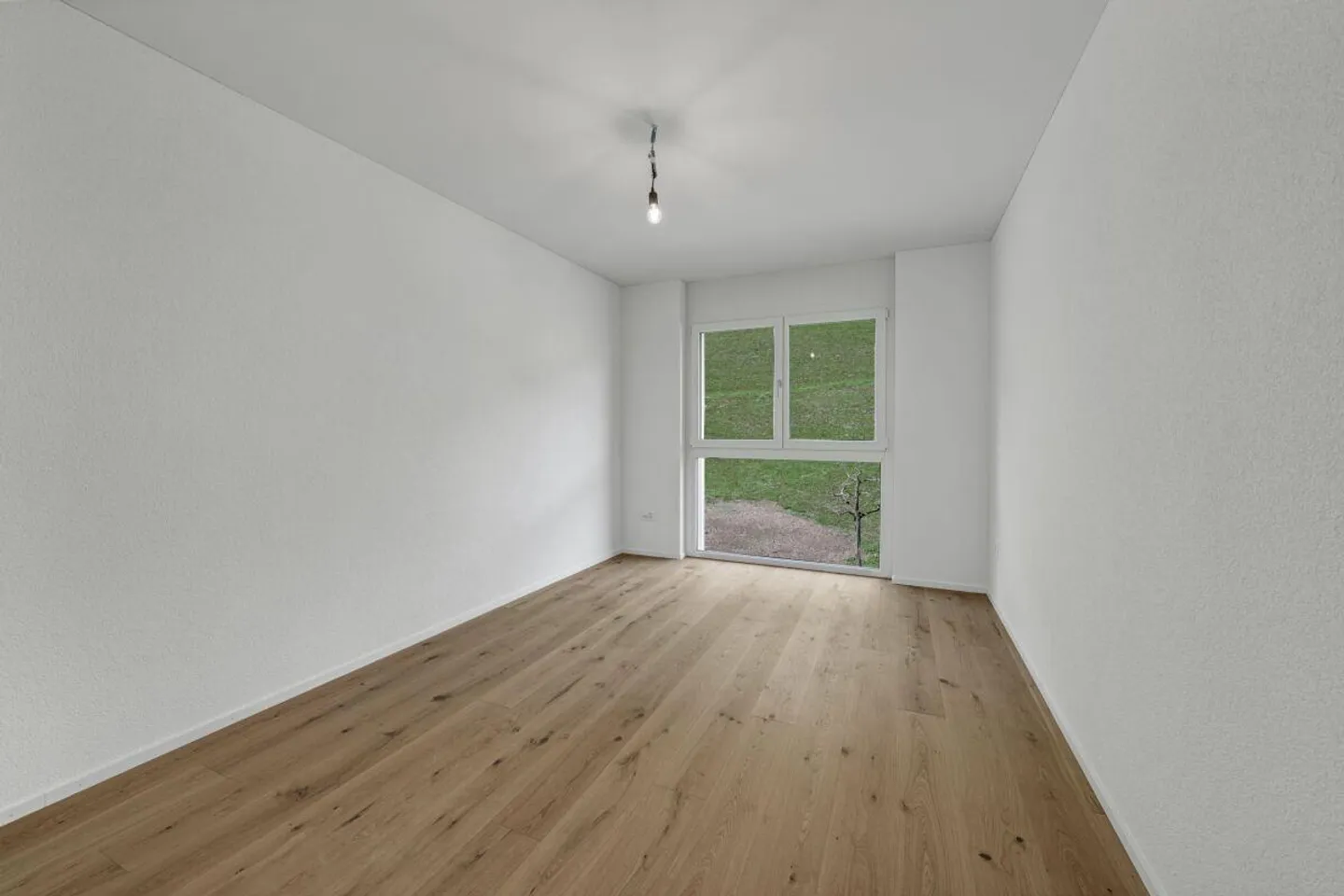 Modern semi-detached house in the green with Säntis view - ready to move in - Photo 14 of 25