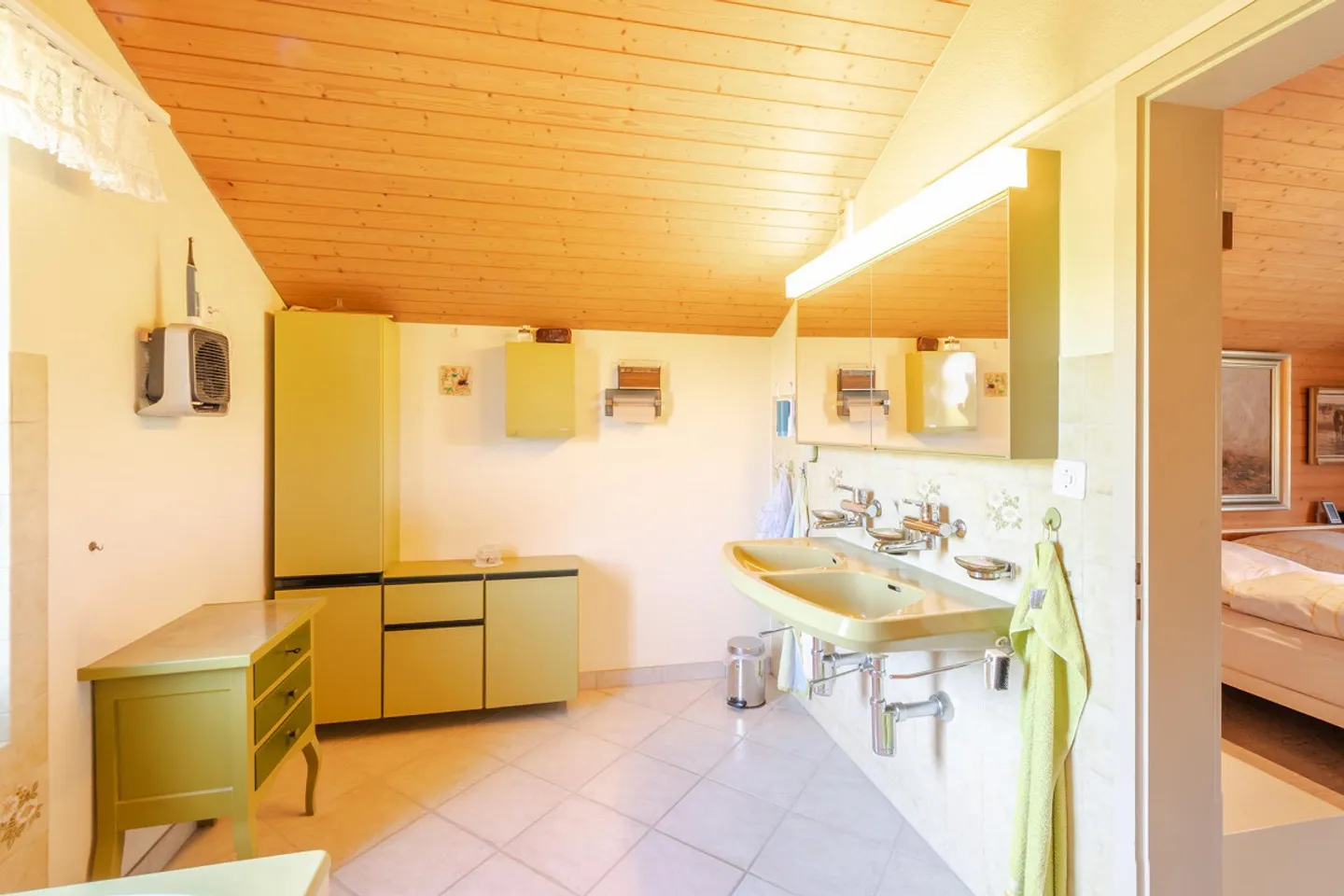 Single-family house with garden idyll in a quiet village location - Photo 17 of 26