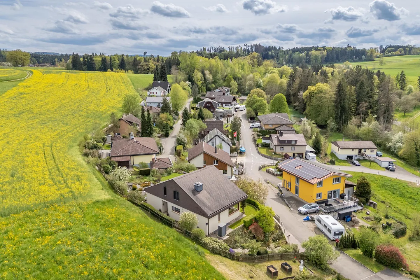 Single-family house with garden idyll in a quiet village location - Photo 23 of 26