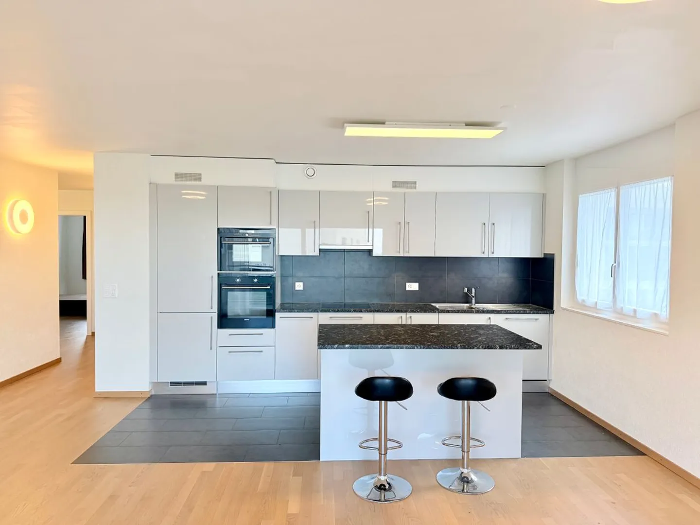 Modernes Apartment mit Alpenblick - Foto 11 von 13