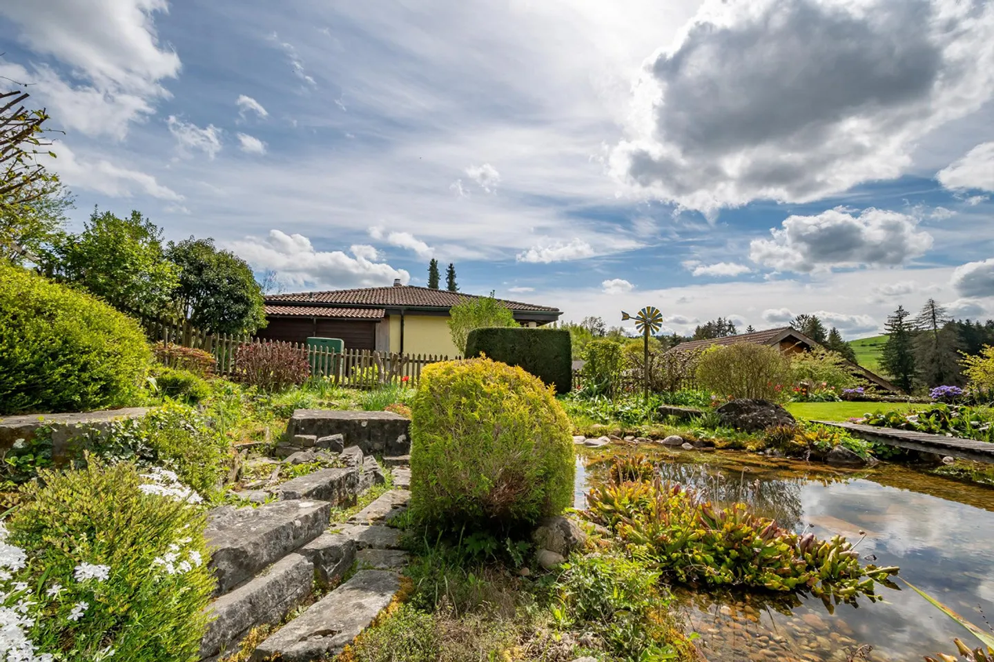 Single-family house with garden idyll in a quiet village location - Photo 24 of 26