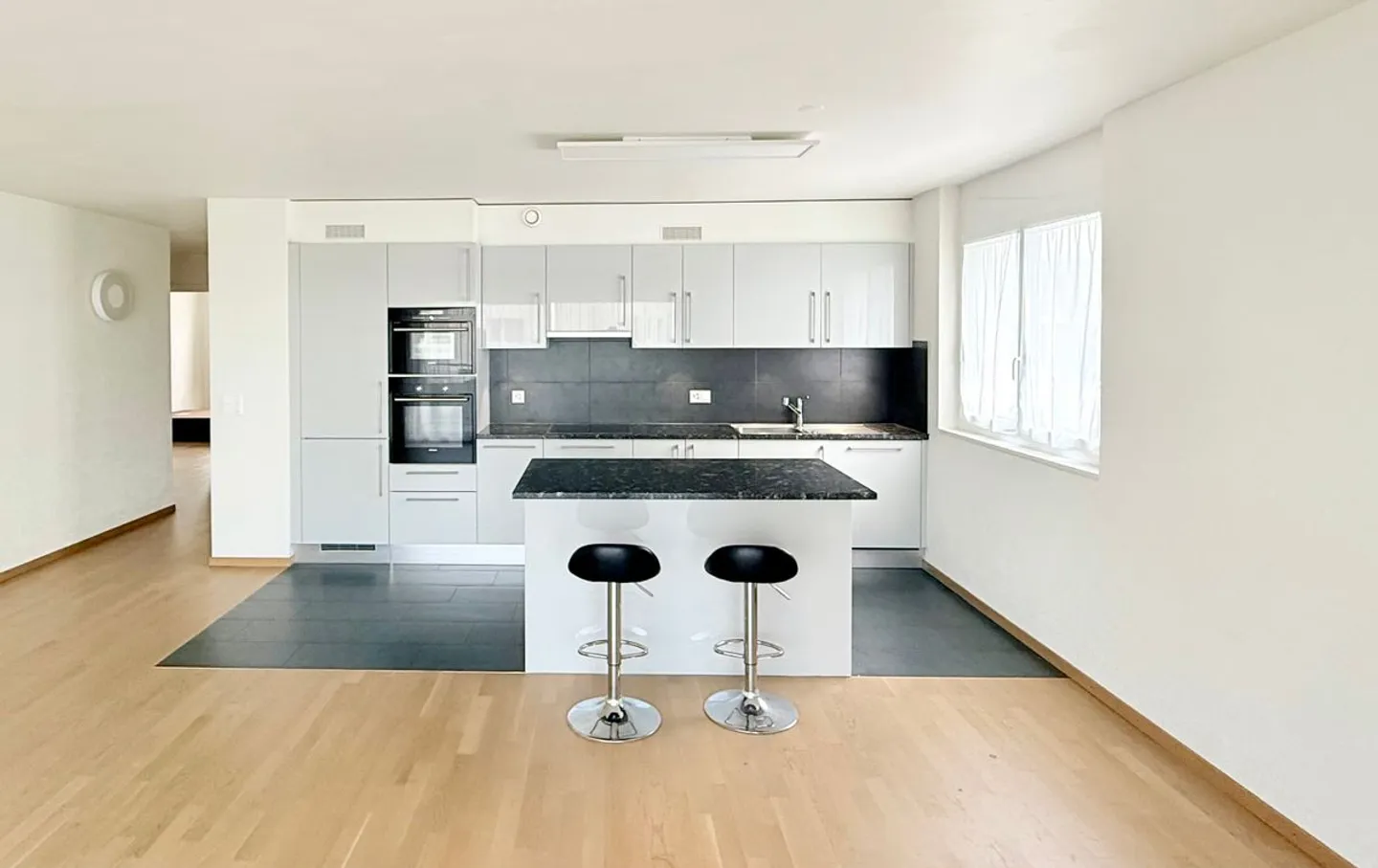 Modernes Apartment mit Alpenblick - Foto 12 von 13