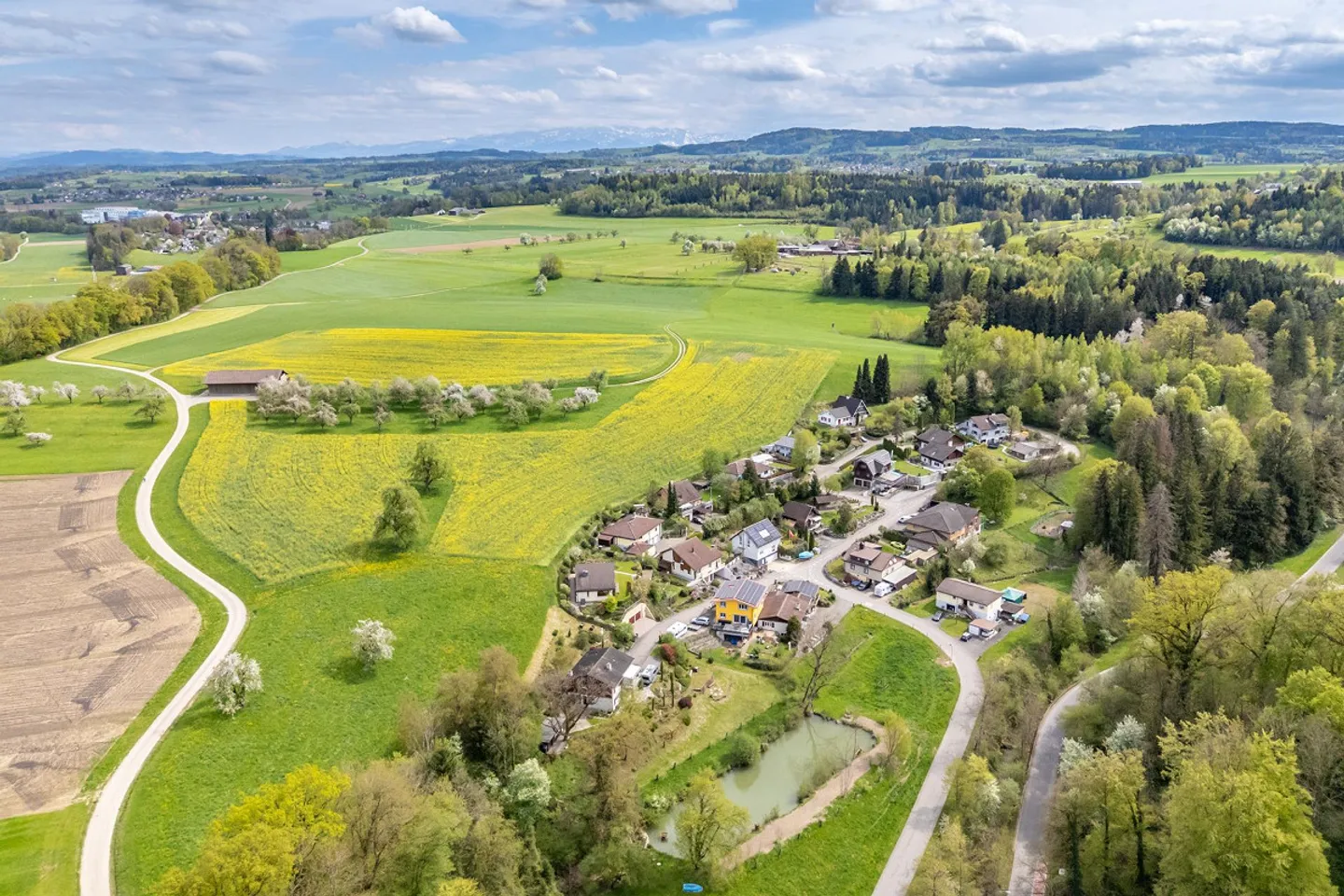 Single-family house with garden idyll in a quiet village location - Photo 25 of 26