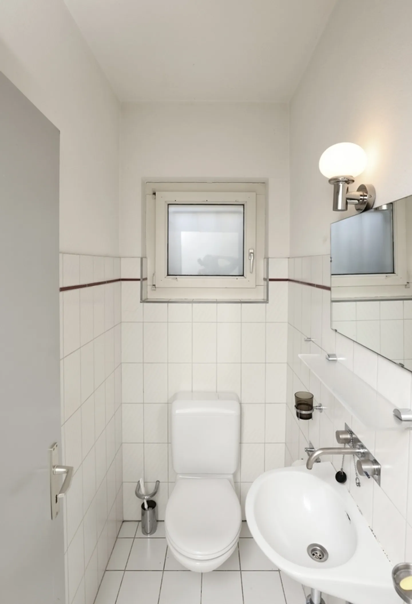 Villa di architetto con magnifico terreno e vista mozzafiato - Foto 19 di 22