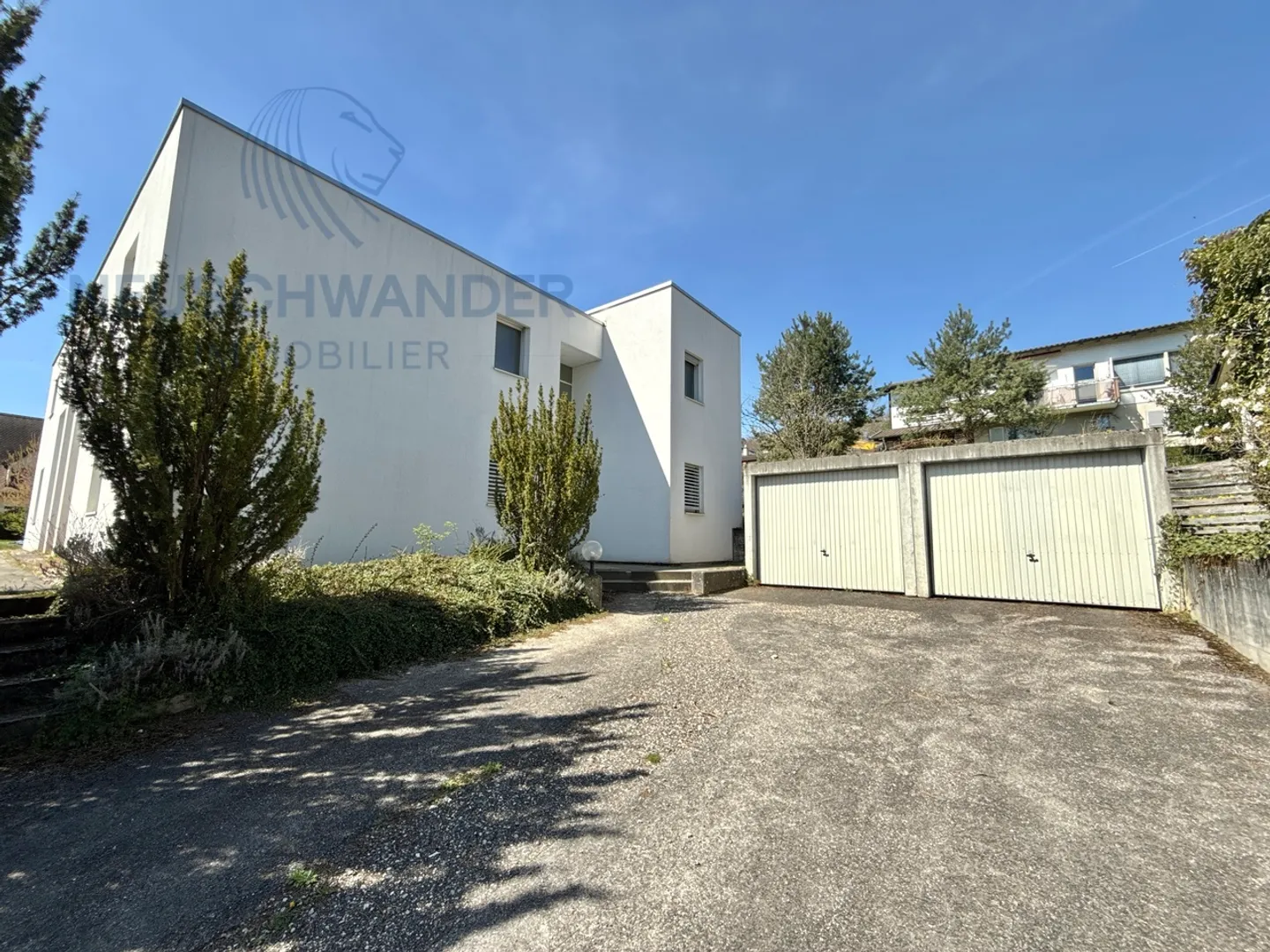 Villa di architetto con magnifico terreno e vista mozzafiato - Foto 22 di 22