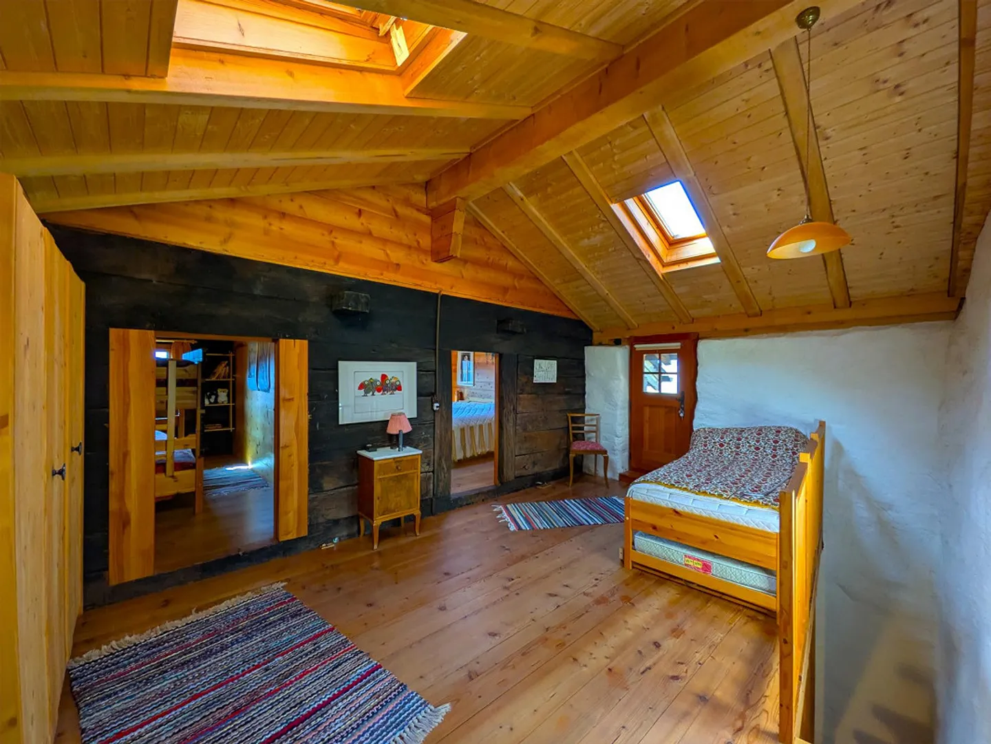 Charming Chalet with Stunning Views - Photo 4 of 19