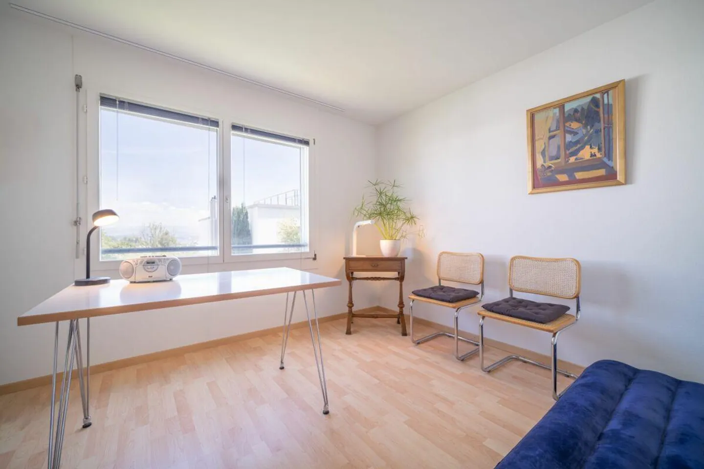Charmantes Doppeleinfamilienhaus mit viel Raum für Familien - Foto 5 von 6