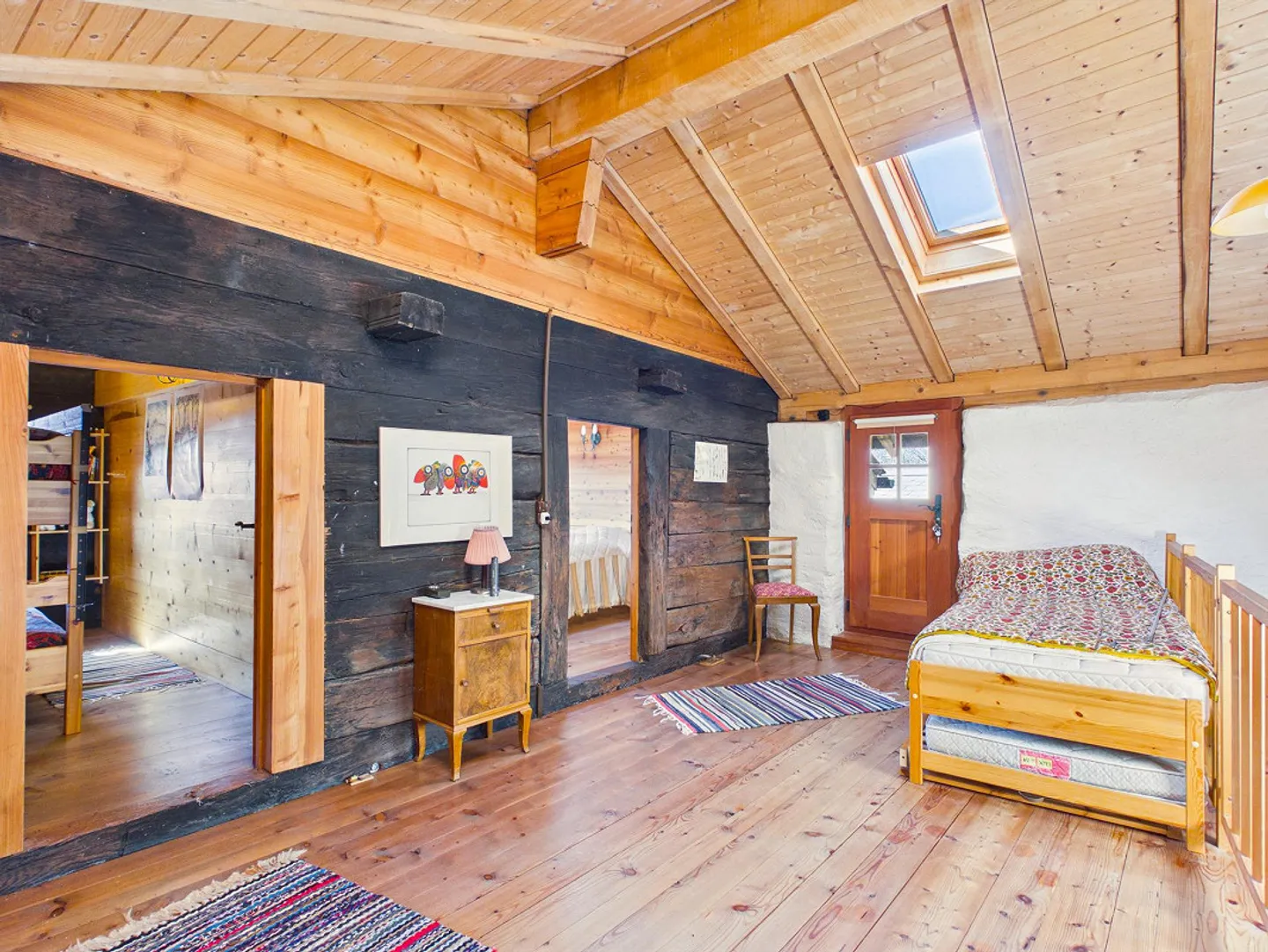 Charming Chalet with Stunning Views - Photo 9 of 19