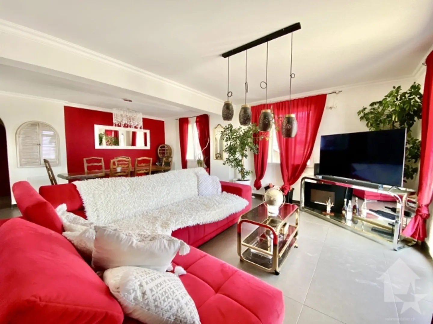 Beautiful penthouse with 5.5 rooms and a terrace of 56 m2 - Photo 2 of 13