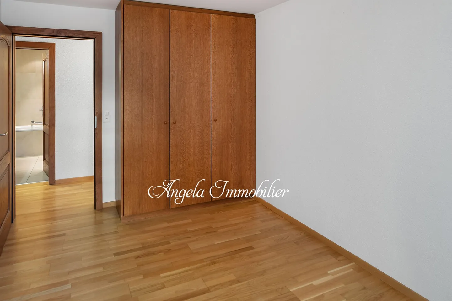 Appartement spacieux - Photo 7 sur 17