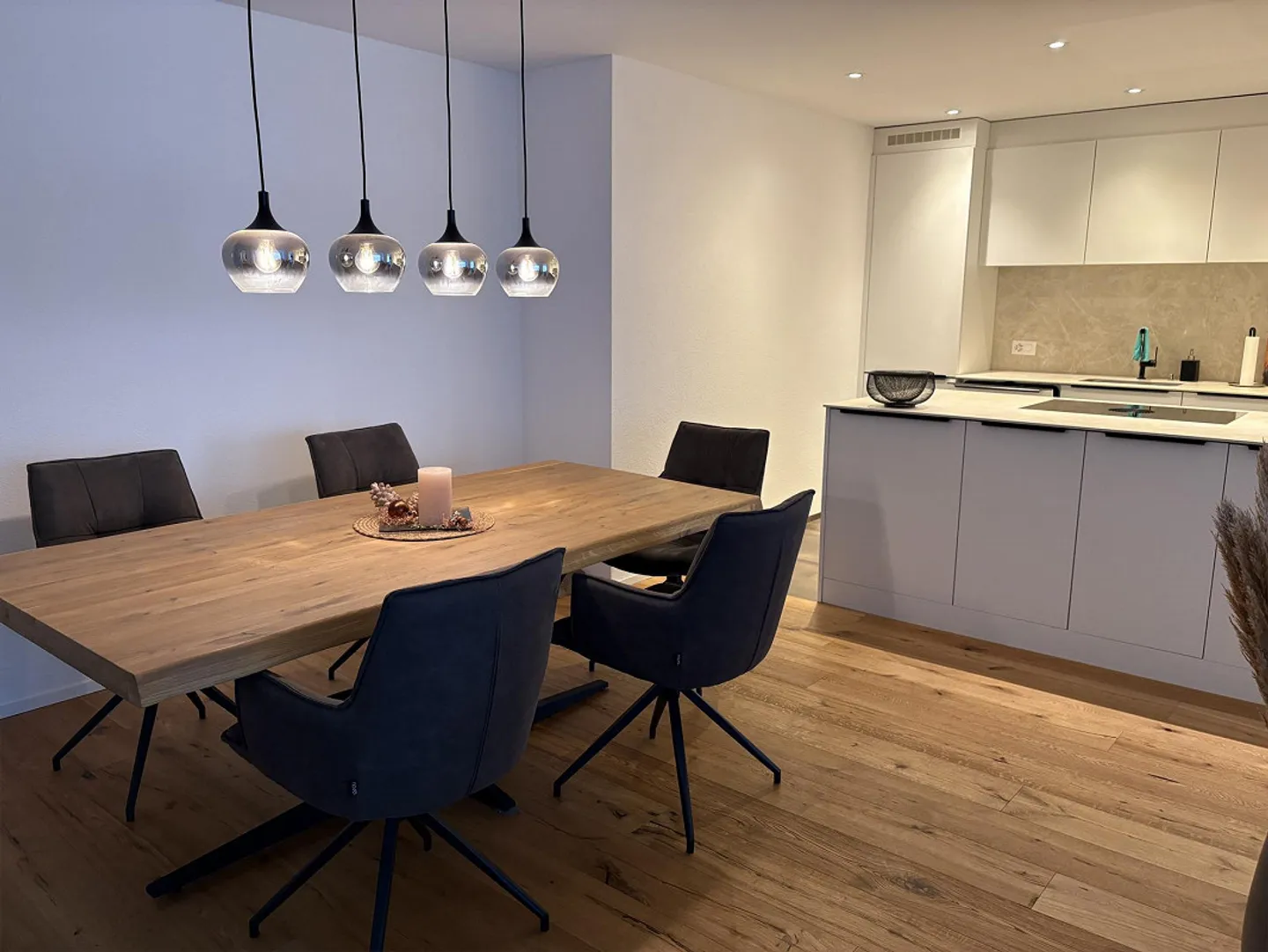 Luminaire 3,5 pièces – Design architectural & grande terrasse - Photo 1 sur 8