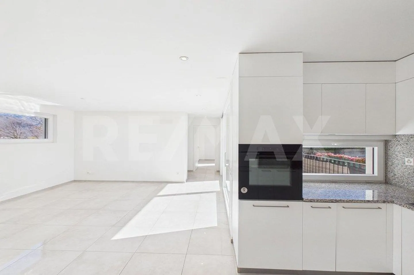 Moderne 4½ Zimmerwohnung mit Balkon - Foto 12 von 13