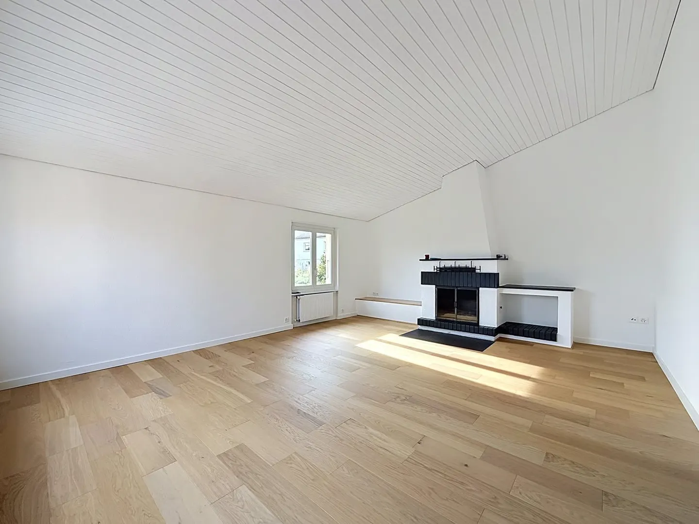 Vollständig renovierte Familienvilla am Rande der Weinberge - Foto 3 von 18