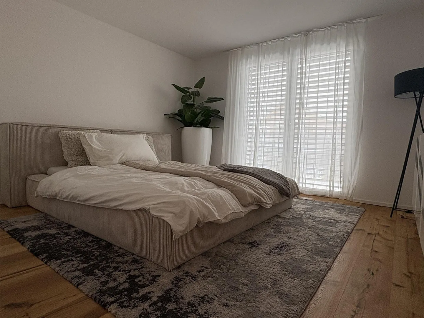 Luminaire 3,5 pièces – Design architectural & grande terrasse - Photo 5 sur 8