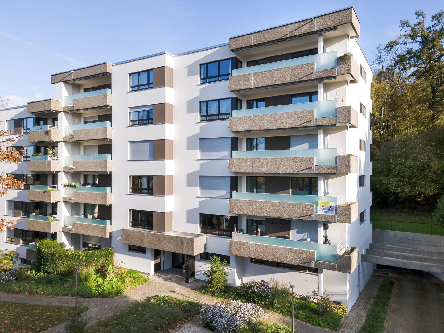 Appartamento moderno a Oberwil - Foto 1 di 10