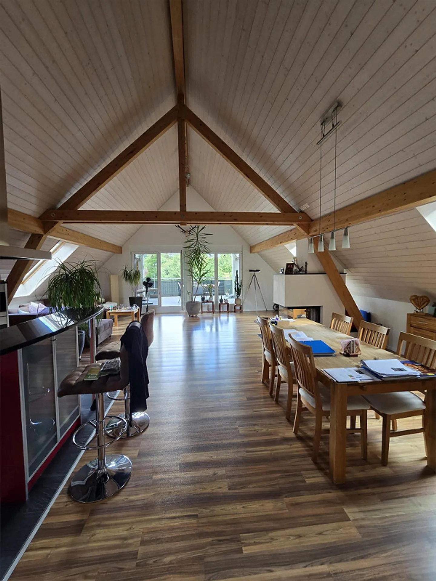 "196m2 Exklusive 4.5-Zimmer-Dachwohnung in Walde AG" - Foto 2 von 15