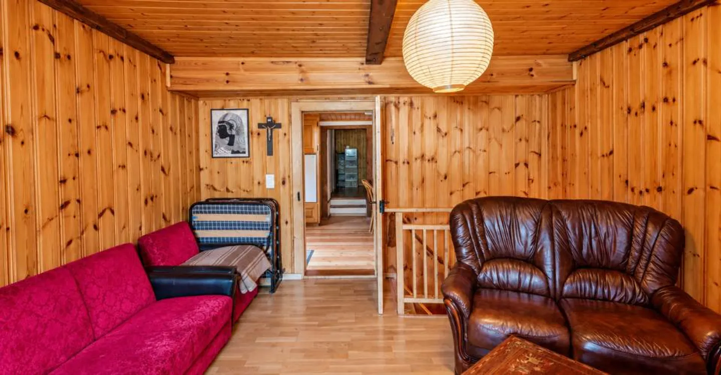 Appartement de caractère à louer à l'année dans un cadre alpin - Photo 6 of 10