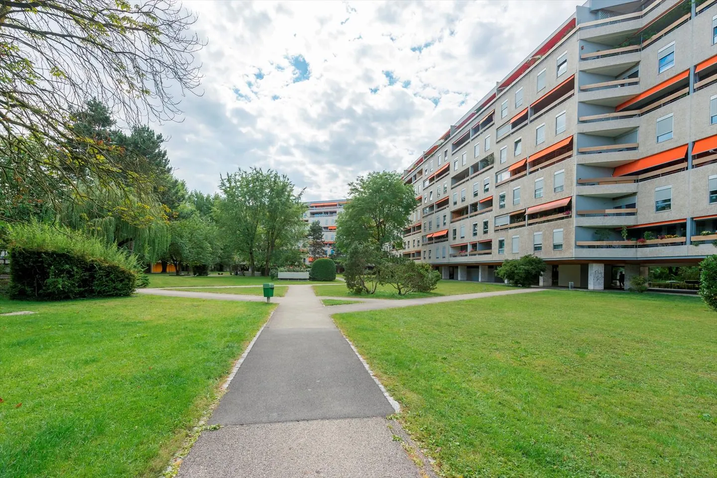 Appartement à louer - Photo 2 sur 4