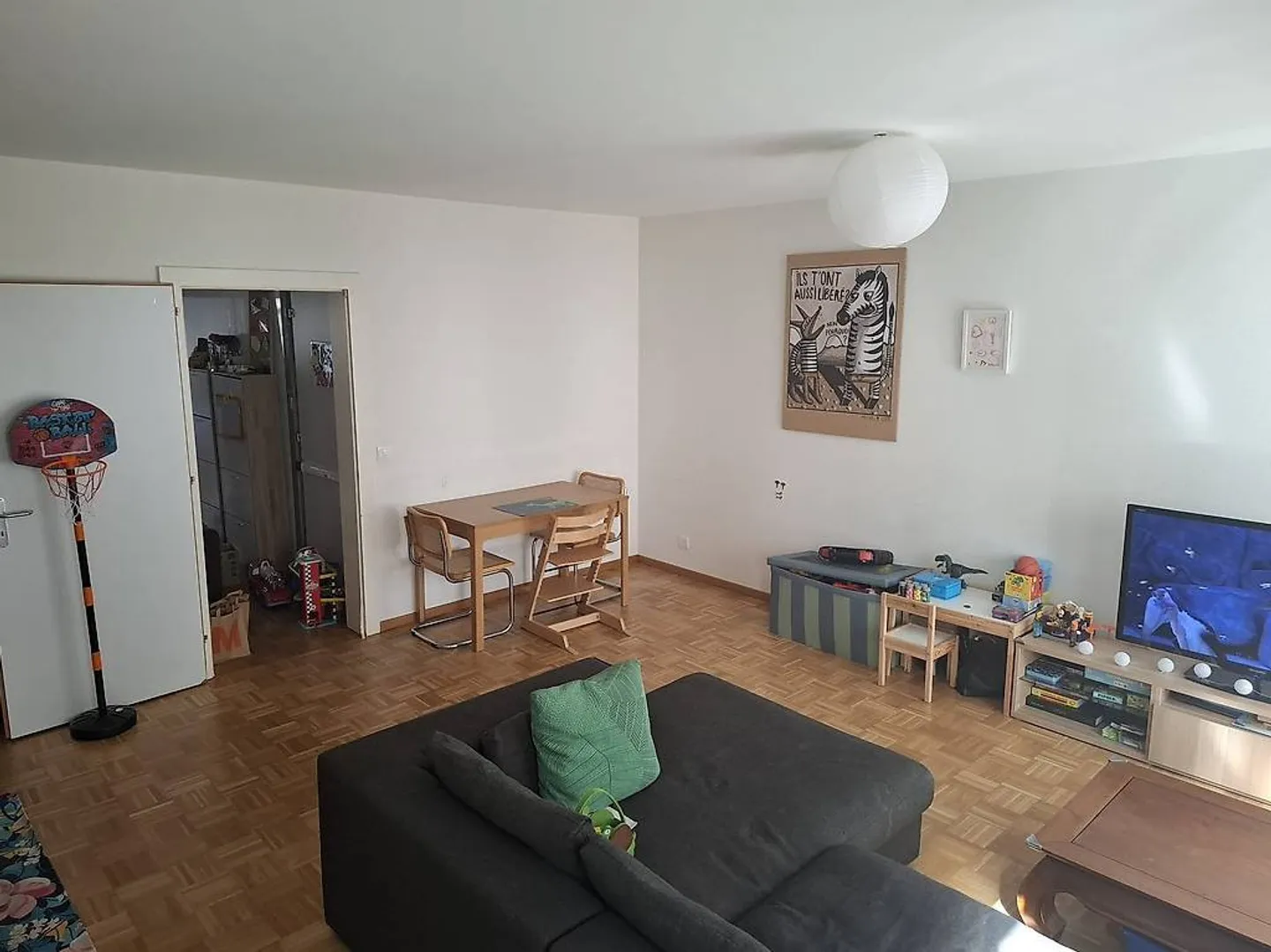 Appartement Charmant à Plainpalais - Photo 2 sur 4