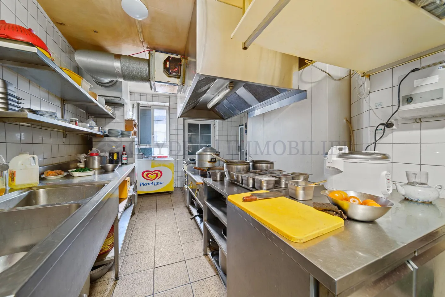 Mixed-Use Building in Bernex - Photo 17 of 17