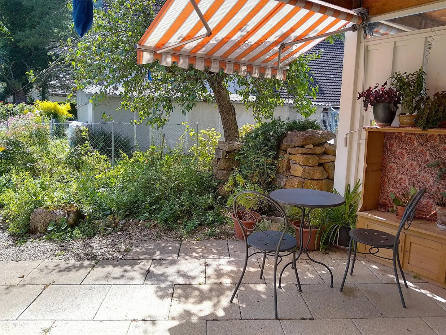 Charming Apartment with Large Terrace - Photo 2 of 12