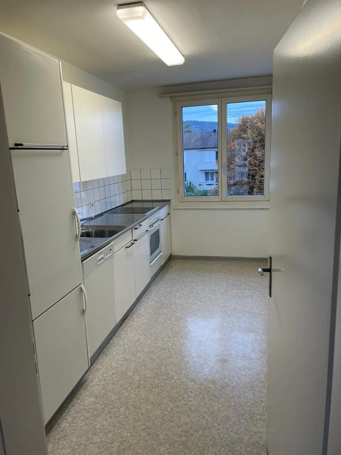 Appartamento 3.5 locali - Foto 3 di 10