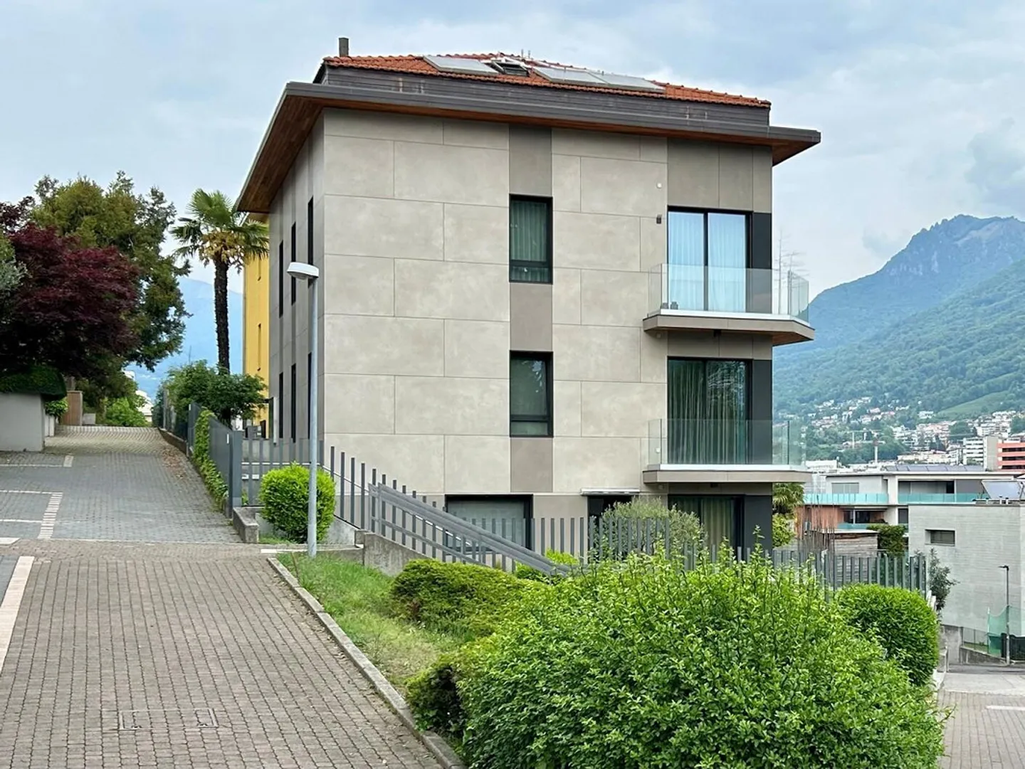 DUPLEX INTRouvABLE ET RECHERCHÉ AU COEUR DE LUGANO - Photo 13 sur 13