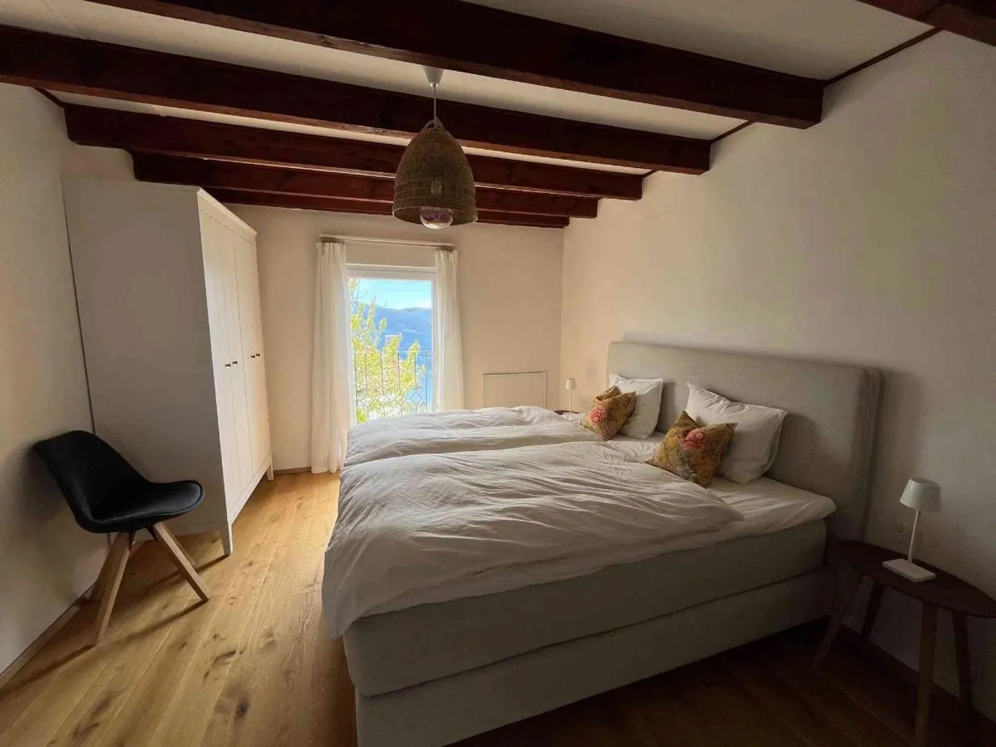 3.5 Room Rustic - Photo 2 of 5