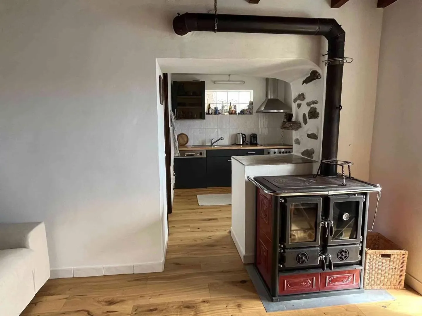 3.5 Room Rustic - Photo 4 of 5