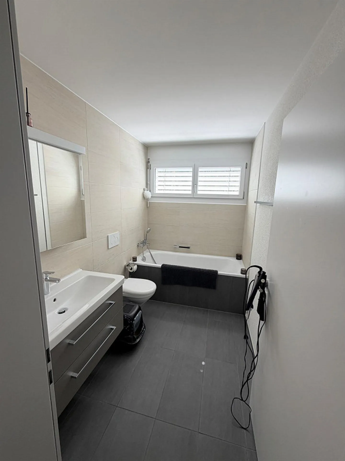 Attico di 4 1/2 stanze in posizione tranquilla - Foto 7 di 10