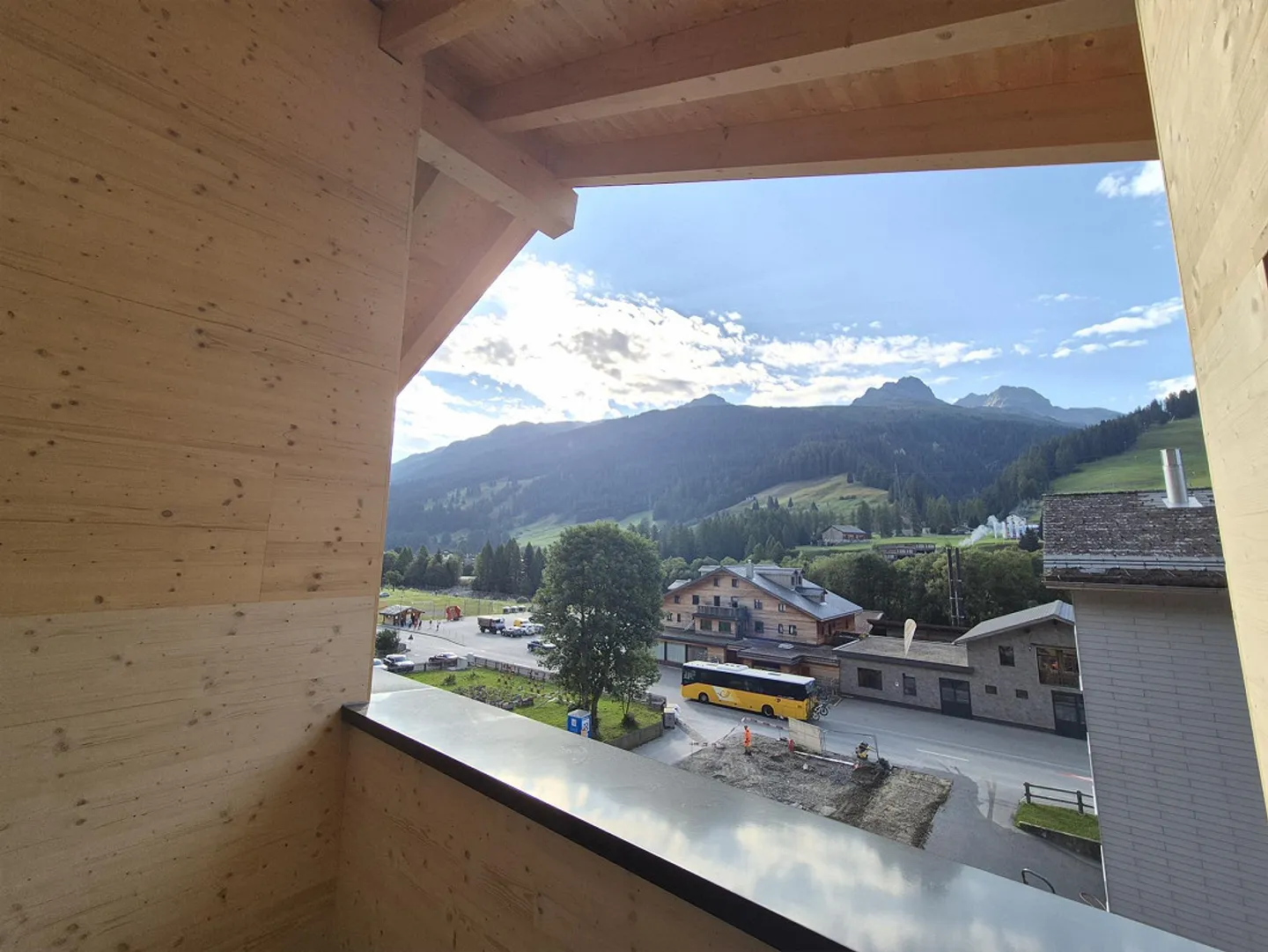Appartement 4.5 pièces dans le nouveau MFH Splügen - Photo 3 sur 4