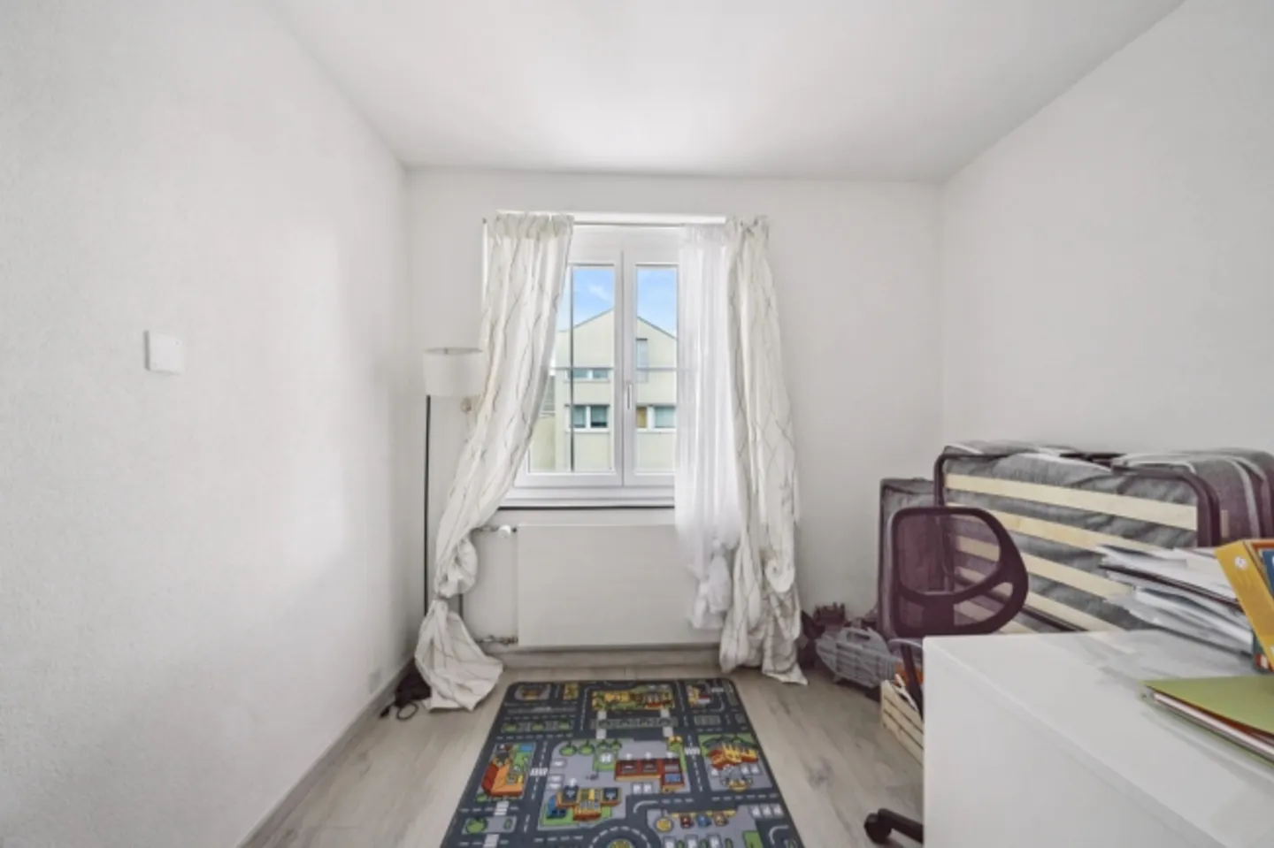 Maison de coin 4.5 pièces avec jardin et piscine à Oberwil BL - Photo 12 sur 13