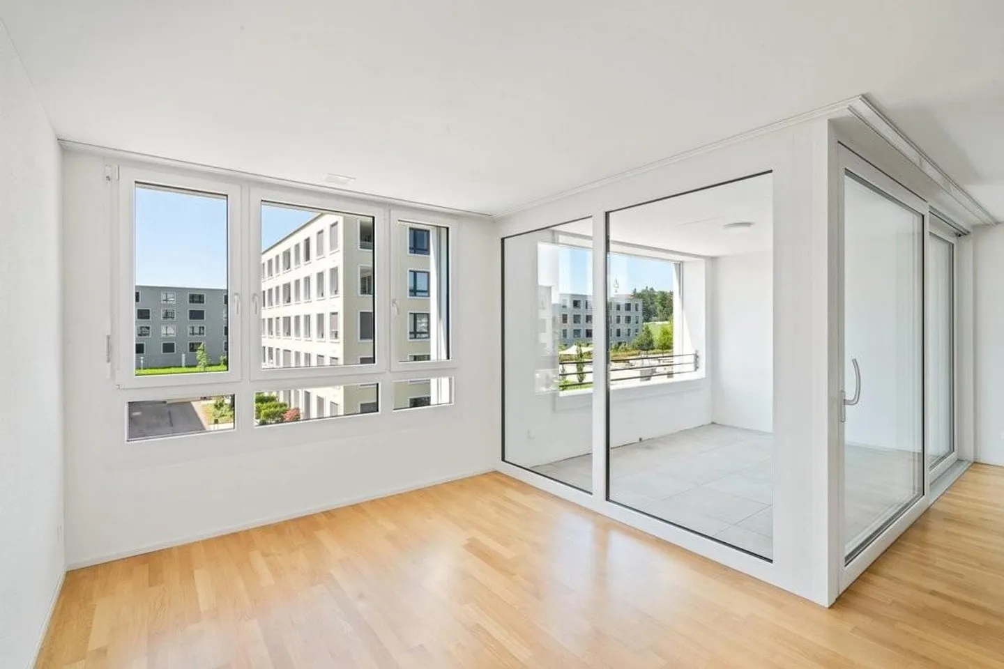 Attractive living space for you - Photo 8 of 11
