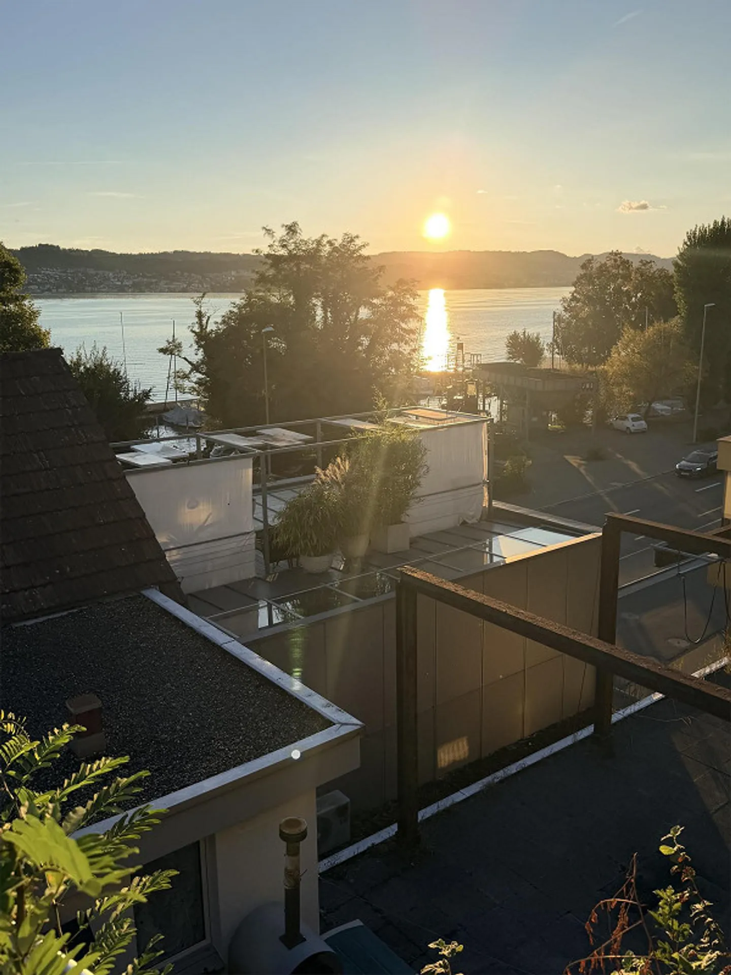 Appartement de 3,5 pièces en style loft avec vue sur le lac et grande terrasse - Photo 15 sur 29