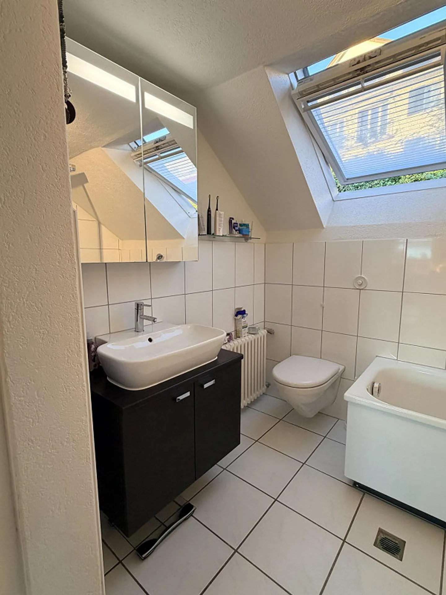 Appartement de 3,5 pièces en style loft avec vue sur le lac et grande terrasse - Photo 24 sur 29
