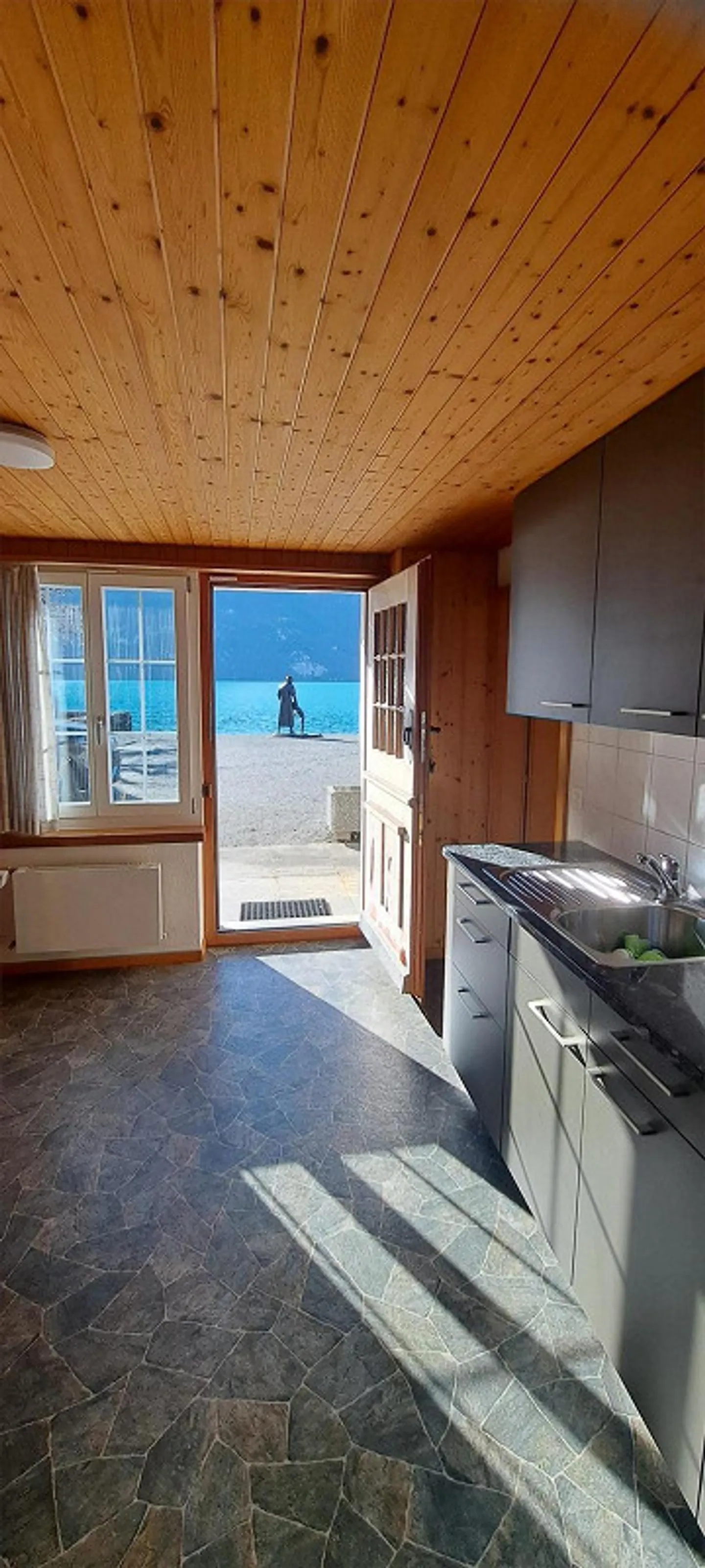 Appartamento esclusivo direttamente sul lago di Brienz - Foto 3 di 11