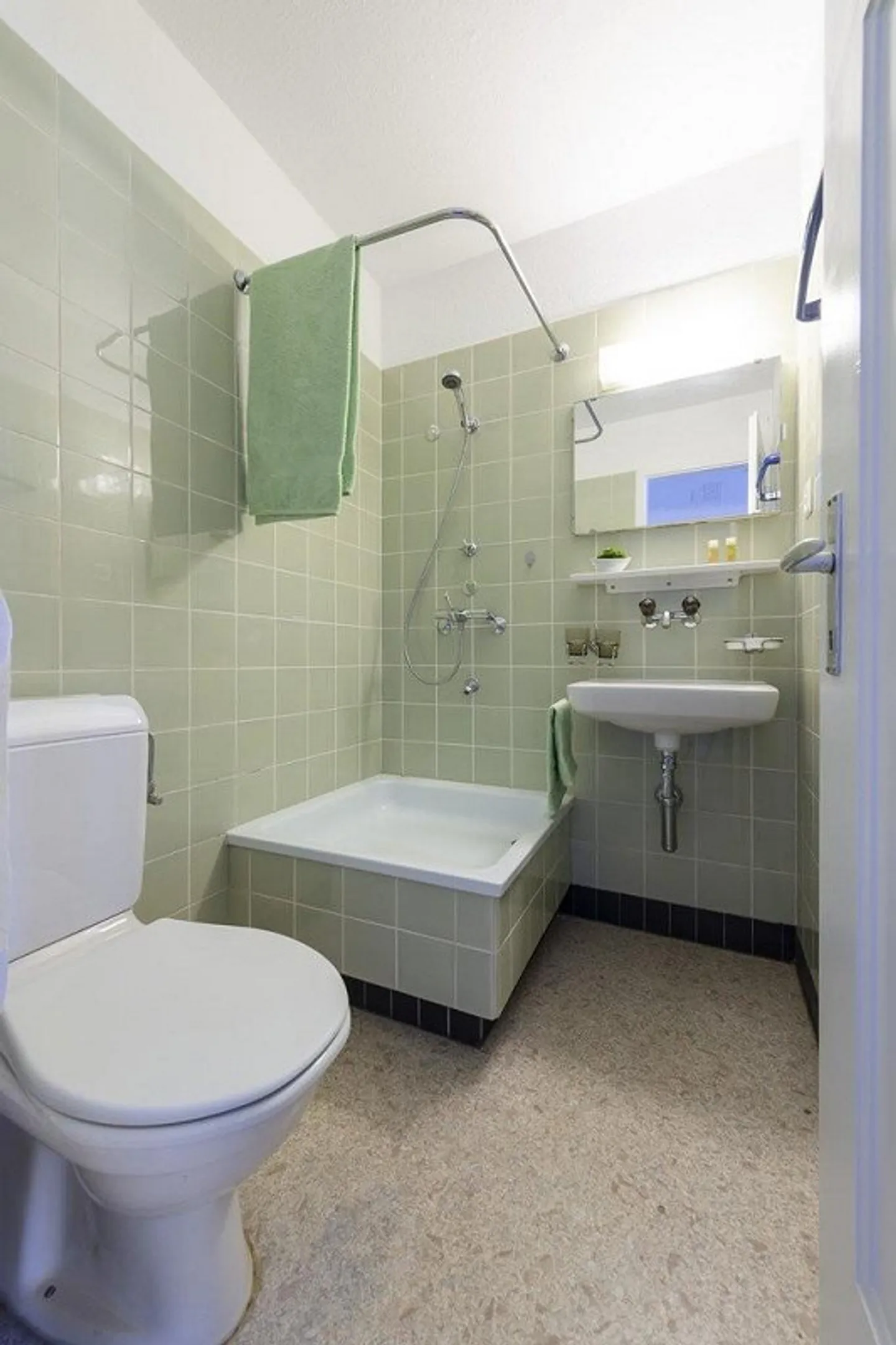 Votre appartement individuel dans le vert avec une ambiance urbaine - Photo 6 sur 7